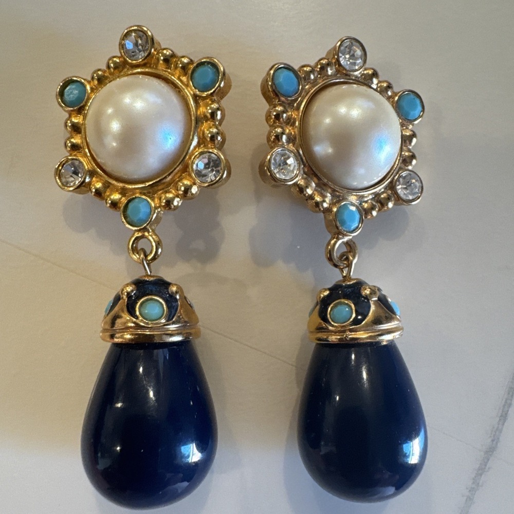 Vintage Barrera for Avon Roman Holiday Majestic Faux Stone Dangle‎ Clip Earrings